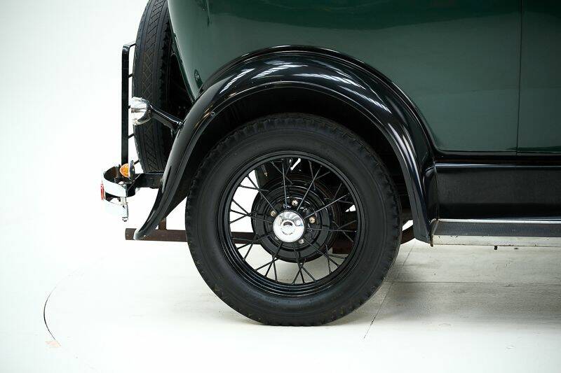 Image 14/15 of Ford Model A Tudor Sedan (1930)