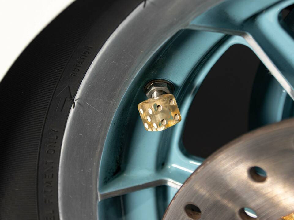 Bild 49/50 von Harley-Davidson Dyna Glide Custom (1994)