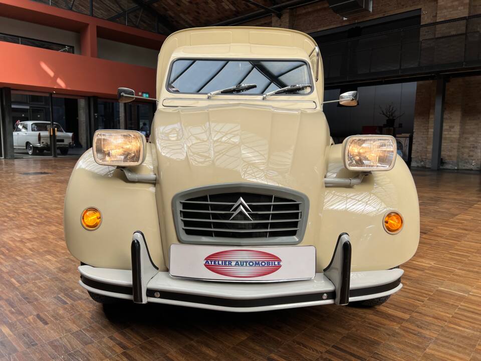 Image 2/24 de Citroën AK 400 (1977)