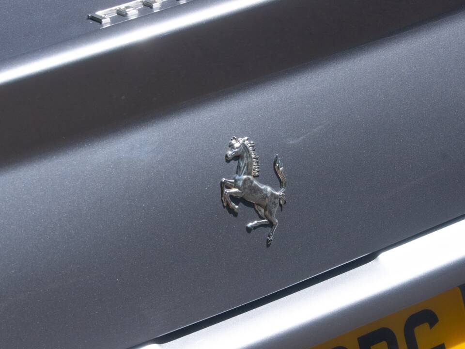 Image 12/37 of Ferrari 550 Maranello (2000)