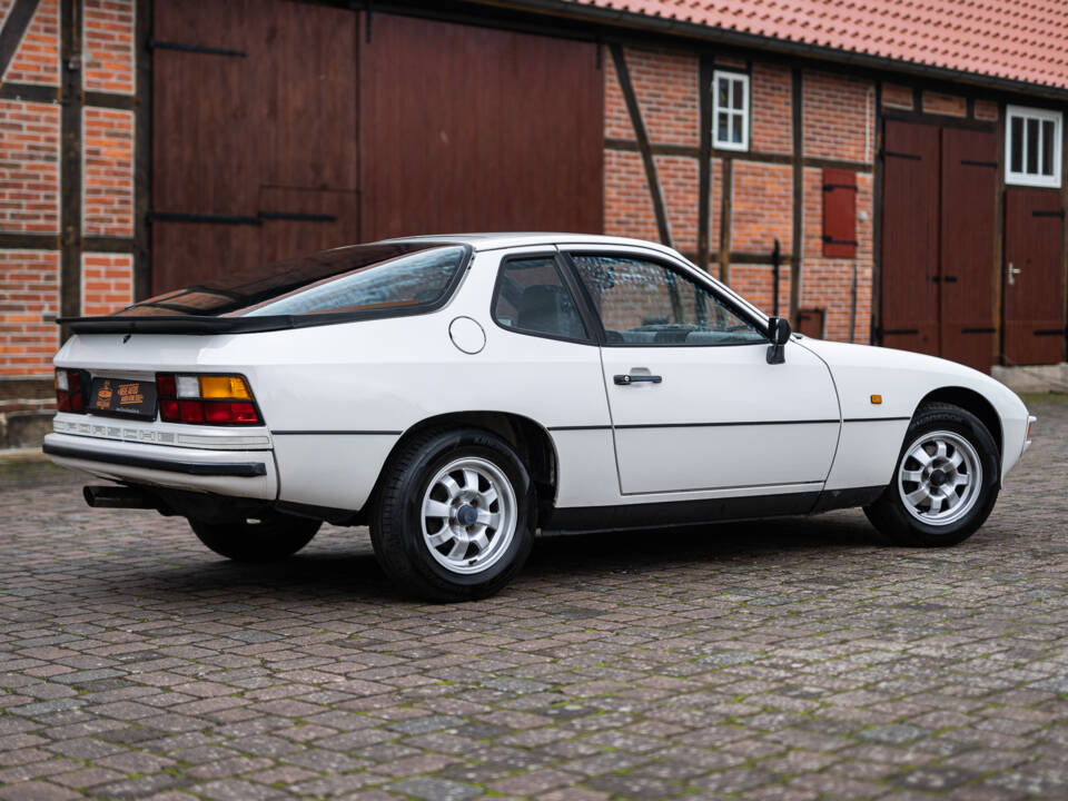 Bild 17/40 von Porsche 924 (1985)