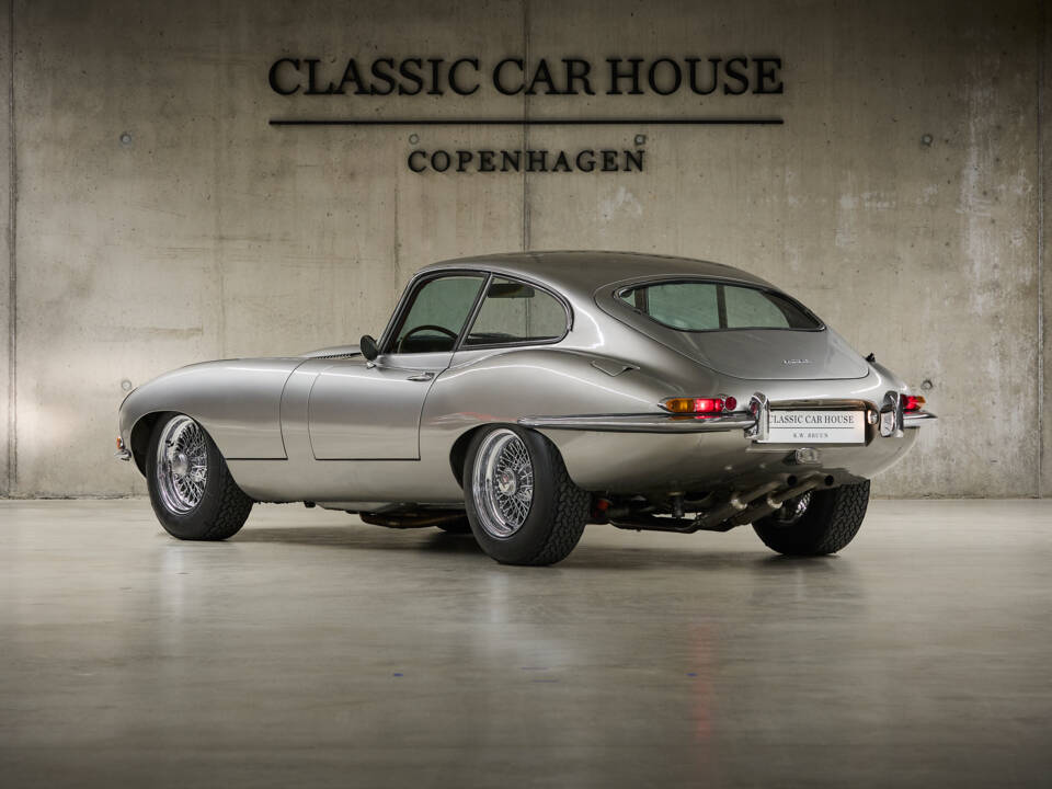 Immagine 10/99 di Jaguar E-Type 3.8 (1964)