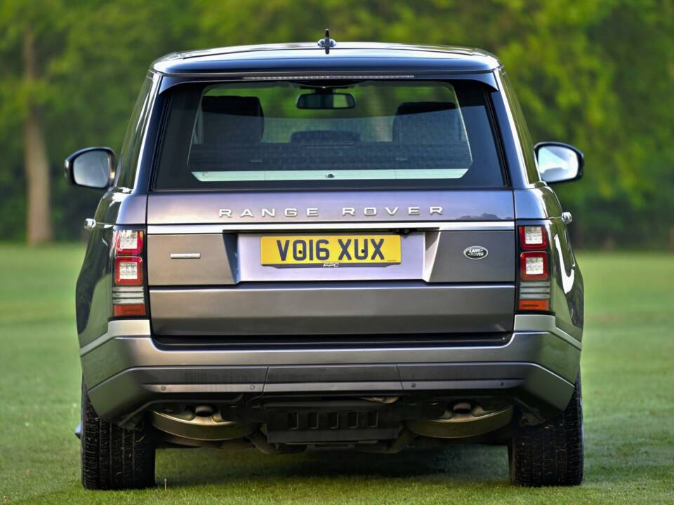 Image 14/50 de Land Rover Range Rover Autobiography SDV8 (2016)
