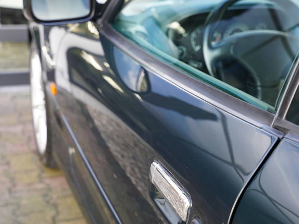 Bild 24/50 von Aston Martin DB 7 Vantage (2001)