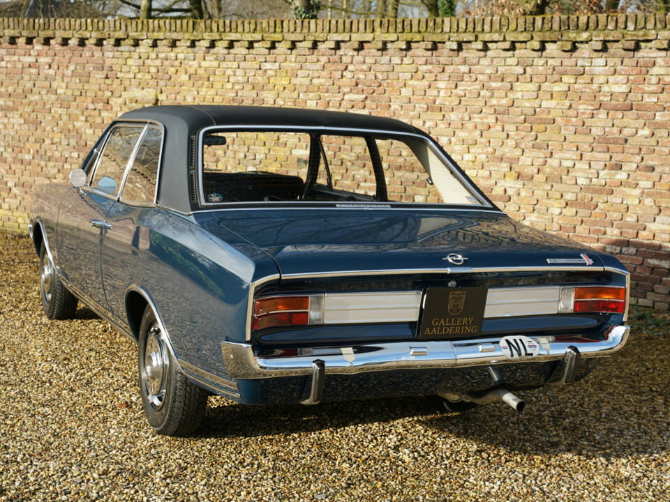 Image 25/50 de Opel Commodore 2,5 S (1970)