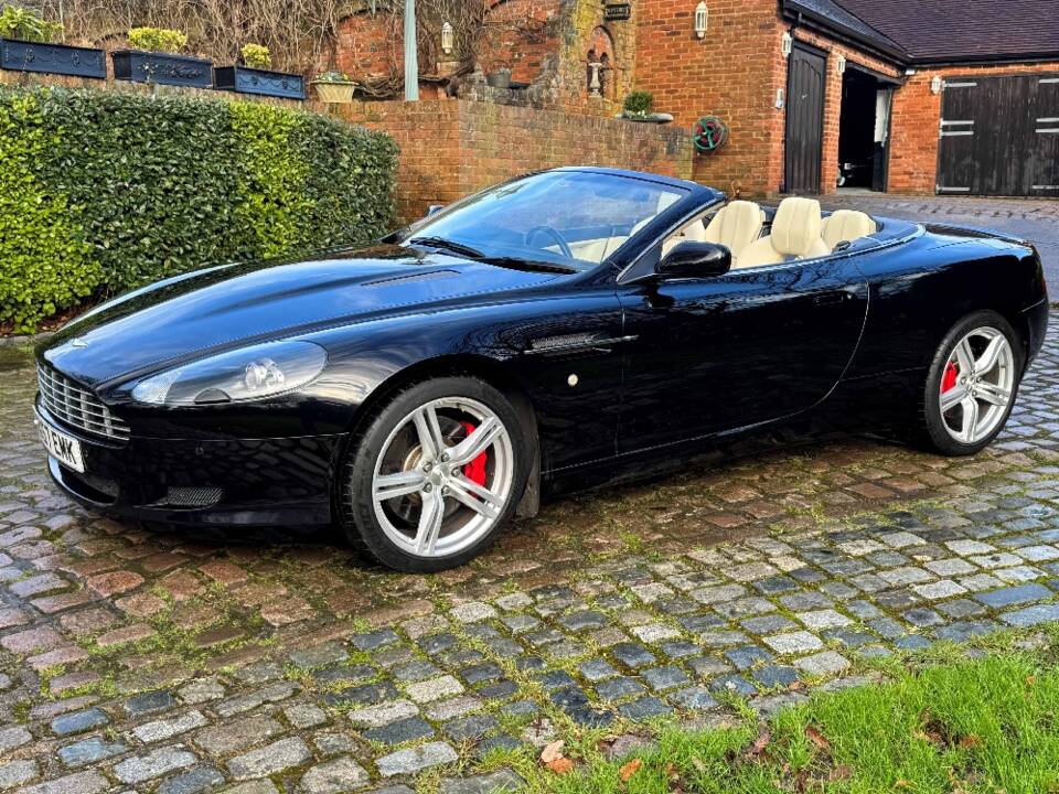Bild 3/38 von Aston Martin DB 9 Volante (2008)