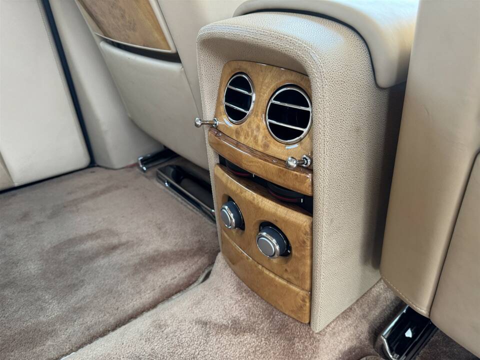 Bild 34/56 von Rolls-Royce Phantom VII (2006)