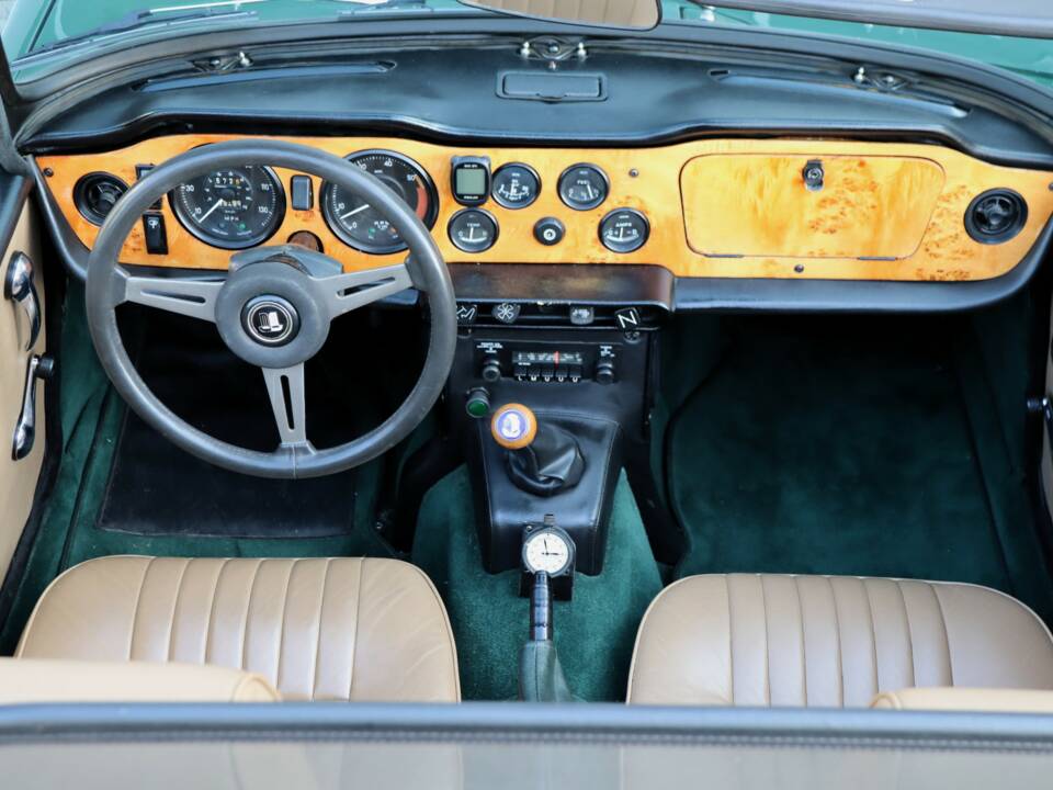 Afbeelding 36/50 van Triumph TR 6 (1971)