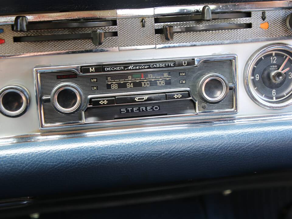Image 11/37 of Mercedes-Benz 280 SL (1969)