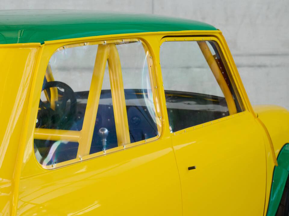 Bild 36/50 von Rover Mini 1.3i (1993)