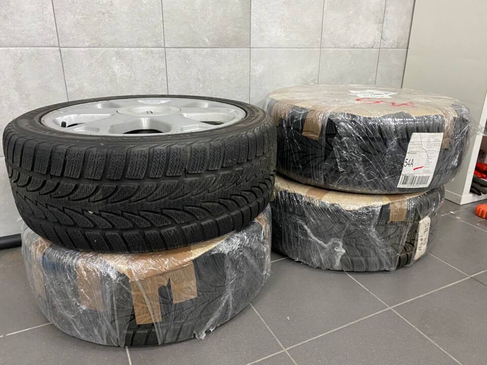 Bild 63/64 von Audi S4 Avant (2000)