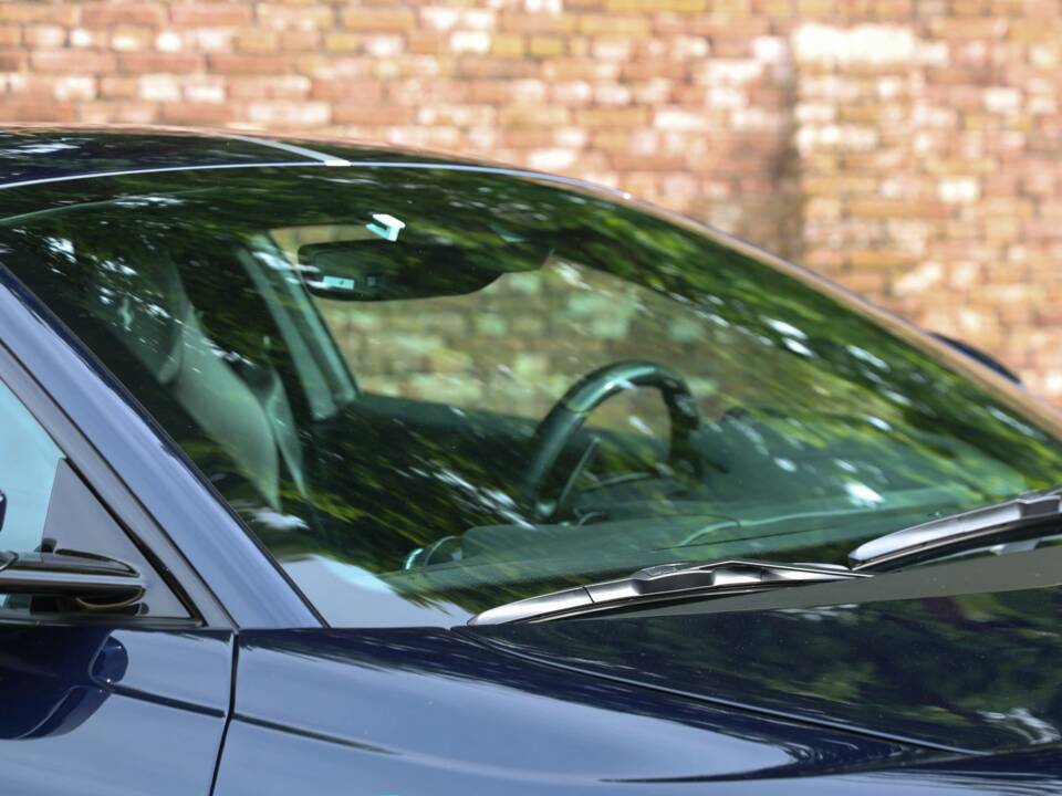 Image 39/50 of Ferrari 812 Superfast (2020)