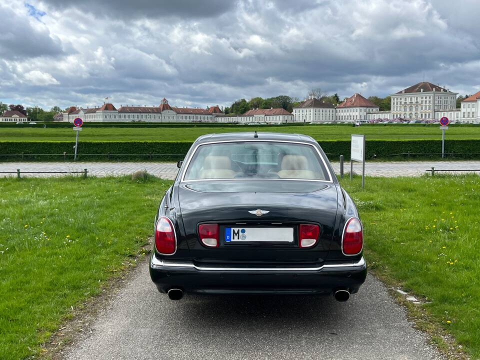 Image 14/62 of Bentley Arnage Red Label (2004)