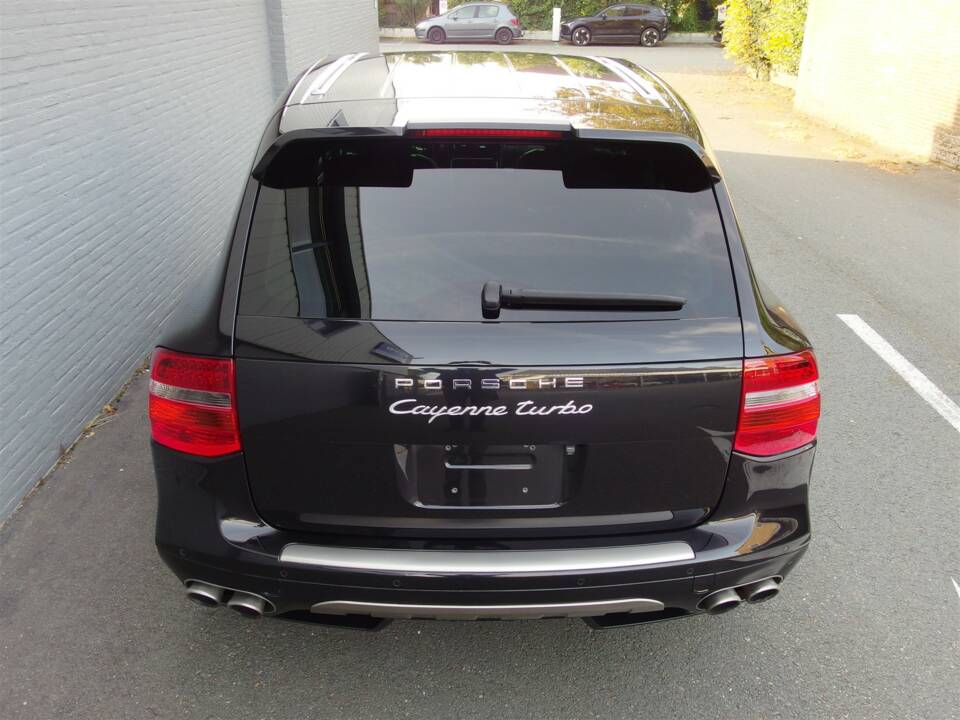 Imagen 8/97 de Porsche Cayenne Turbo (2007)