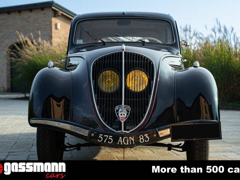 Image 6/15 of Peugeot 203 (1949)