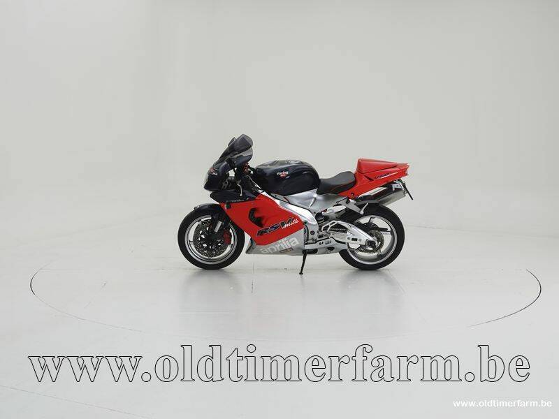 Imagen 8/15 de Aprilia DUMMY (1999)