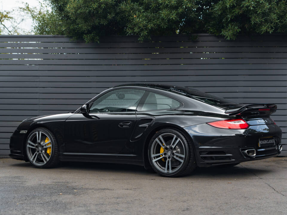 Immagine 2/36 di Porsche 911 Turbo S (2012)