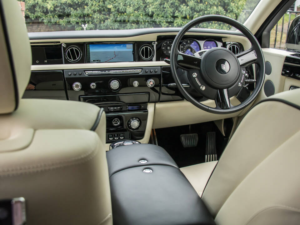 Imagen 20/24 de Rolls-Royce Phantom VII (2014)