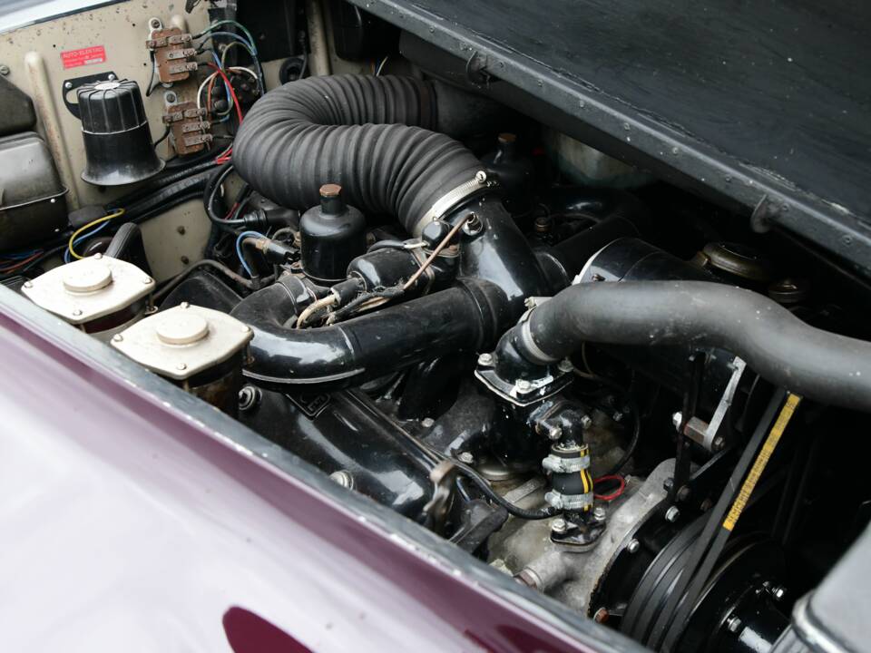 Immagine 35/66 di Rolls-Royce Silver Cloud II (1960)