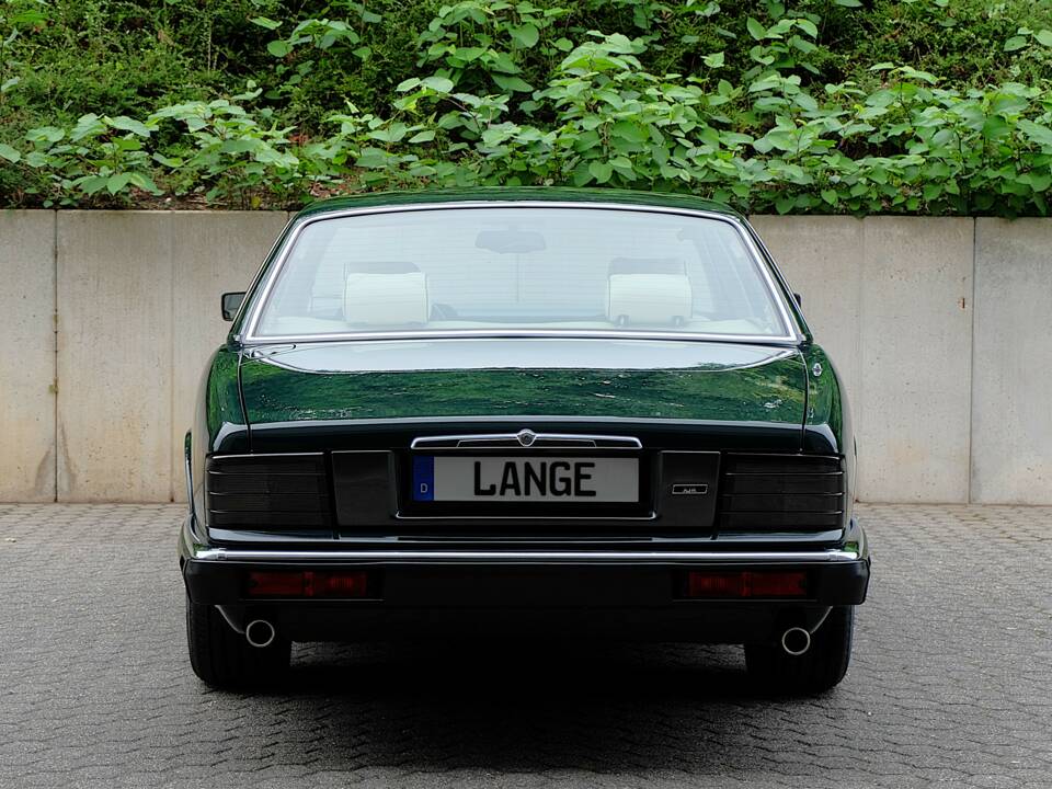 Image 5/77 de Jaguar XJ 40 (XJ-R) (1993)