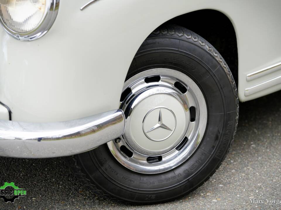 Bild 28/44 von Mercedes-Benz 220 S (1958)