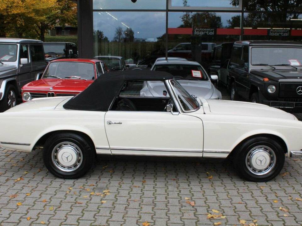 Image 7/15 de Mercedes-Benz 280 SE (1967)