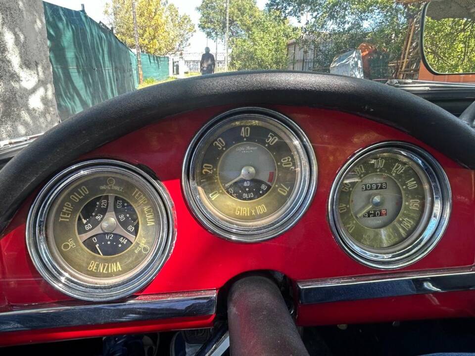 Image 7/8 of Alfa Romeo Giulietta Spider (1959)