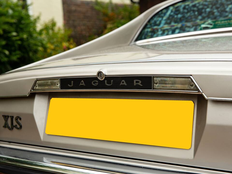 Immagine 22/40 di Jaguar XJ-S 3.6 (1988)