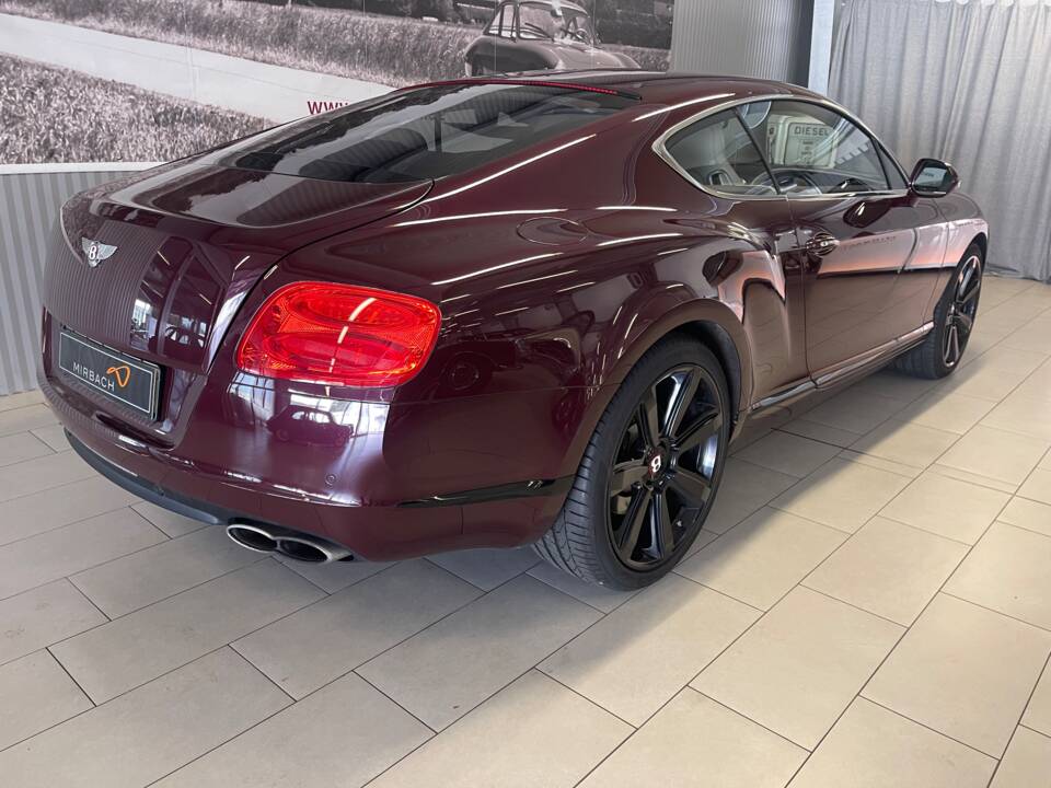 Image 7/20 of Bentley Continental GT V8 (2012)
