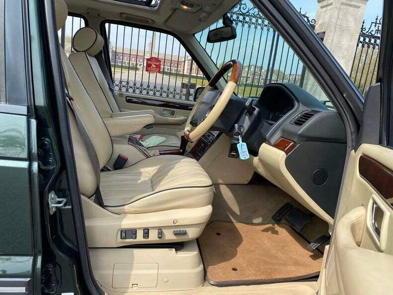 Image 5/50 de Land Rover Range Rover 4.6 Vogue (2001)