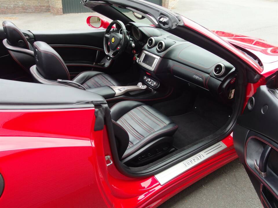 Immagine 69/98 di Ferrari California 30 (2013)