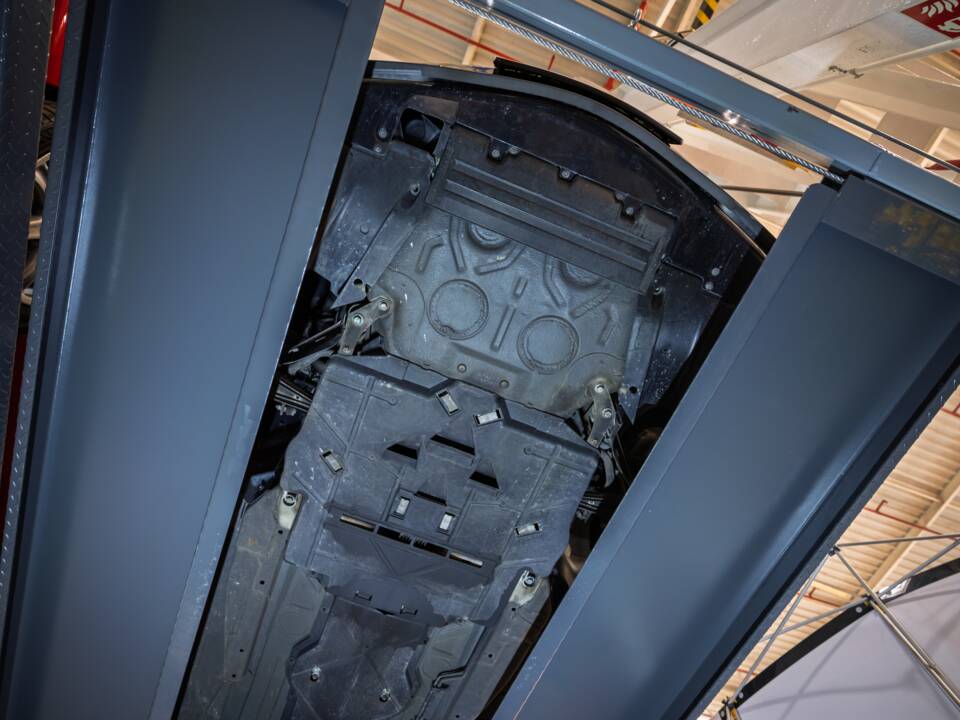 Image 46/63 of Porsche 911 Carrera 4S (2004)