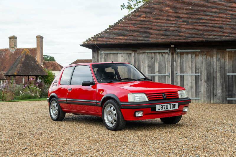 Immagine 27/50 di Peugeot 205 GTi 1.9 (1991)