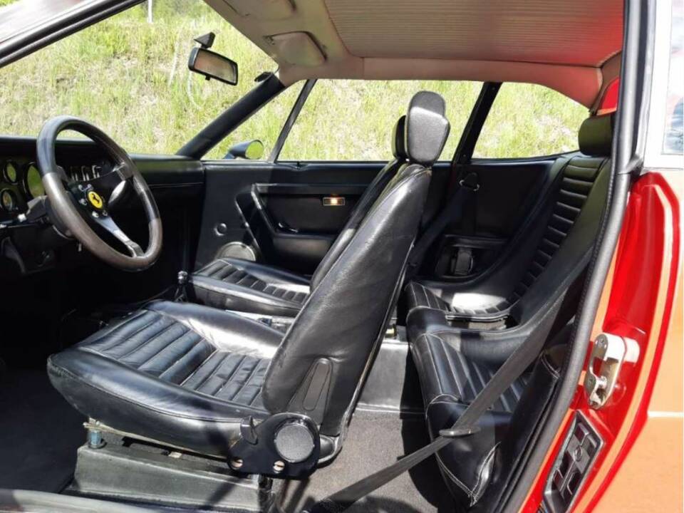 Image 8/9 of Ferrari 208 GT4 (1976)