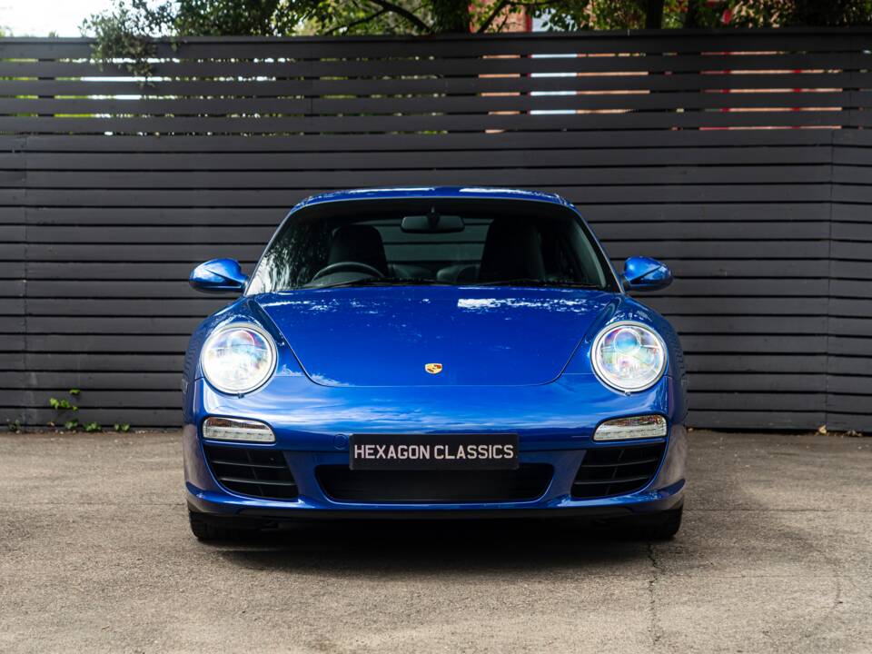 Image 18/50 of Porsche 911 Carrera S (2010)