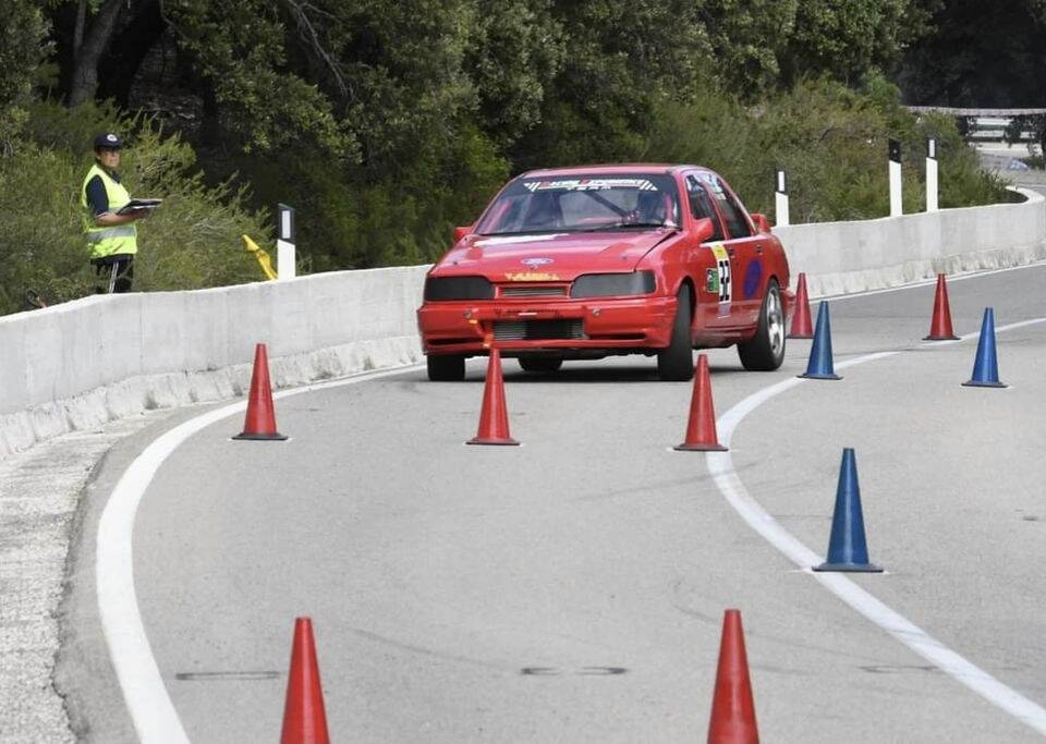 Bild 4/8 von Ford Sierra Cosworth 4x4 (1992)
