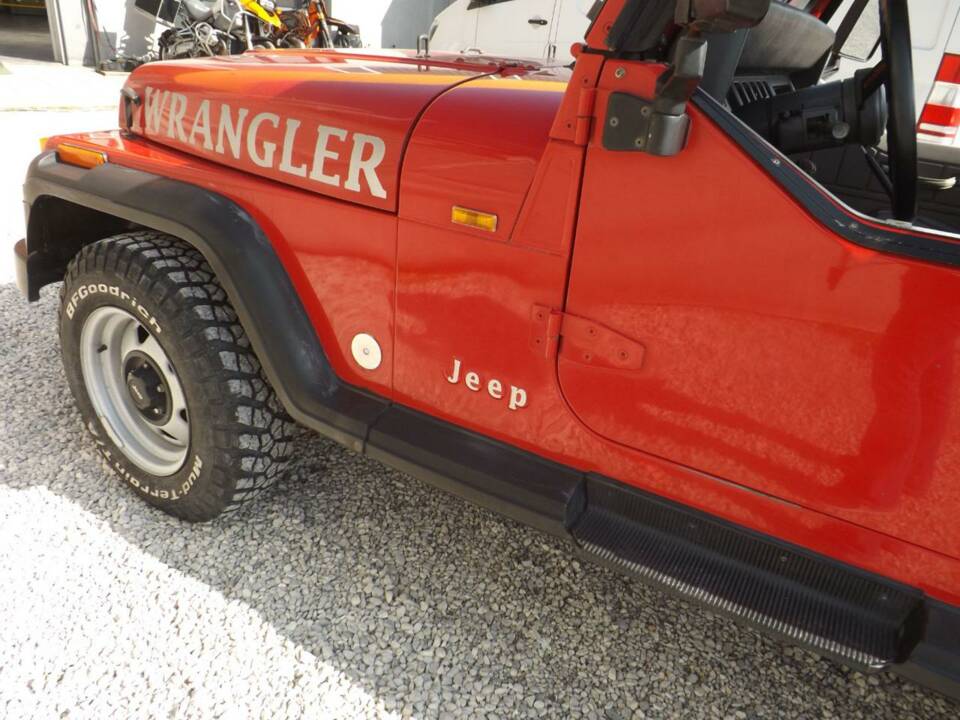 Image 18/50 of Jeep Wrangler 2.5L (1990)