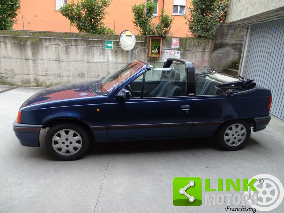 Afbeelding 4/10 van Opel Kadett 1,4i (1992)