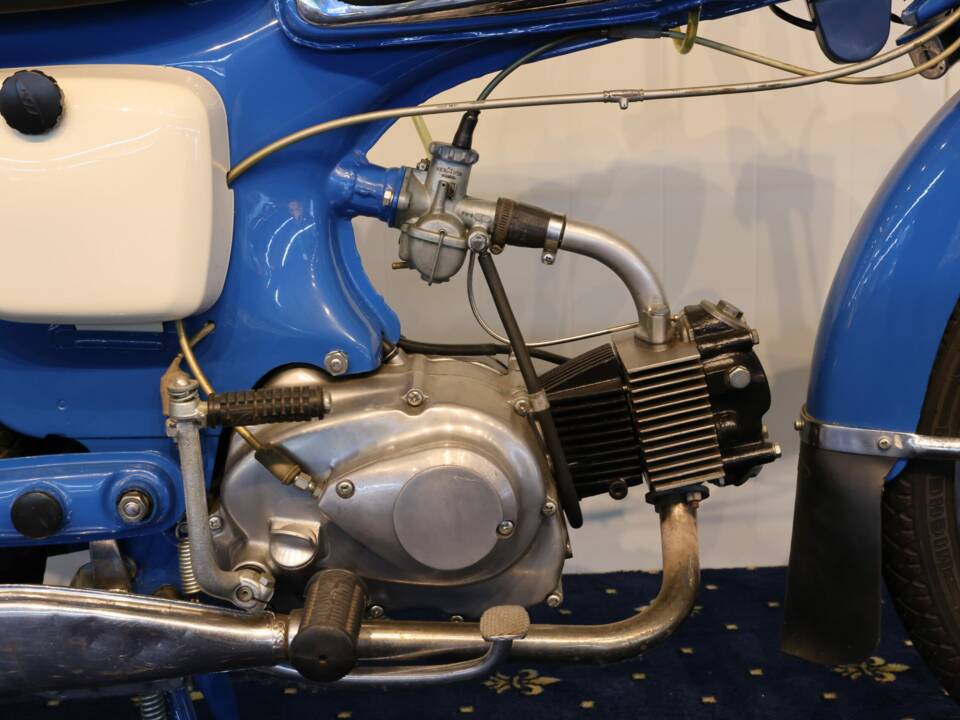 Bild 6/22 von Honda Super Cub C 110 (1900)