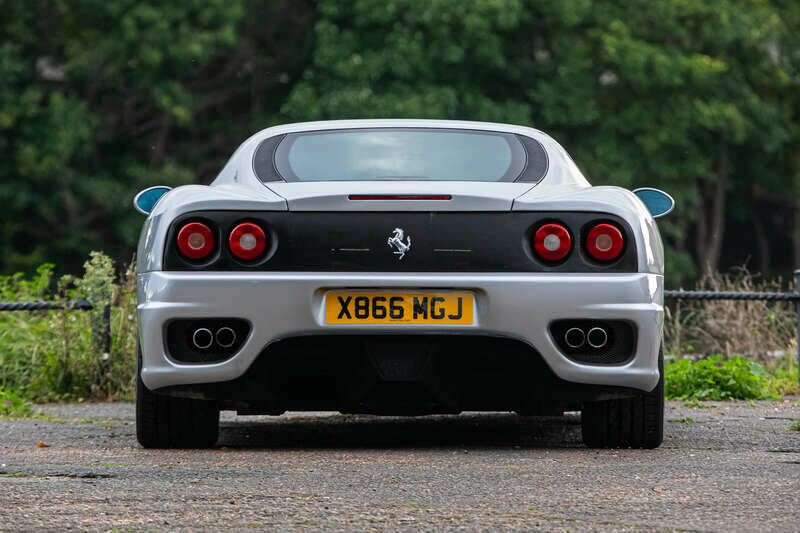 Immagine 7/39 di Ferrari 360 Modena (2001)