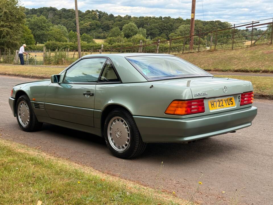 Afbeelding 6/15 van Mercedes-Benz 500 SL (1990)