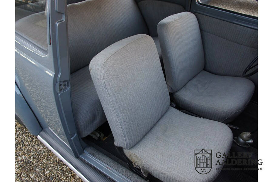 Imagen 30/50 de Volkswagen Maggiolino 1200 Standard &quot;Ovali&quot; (1955)