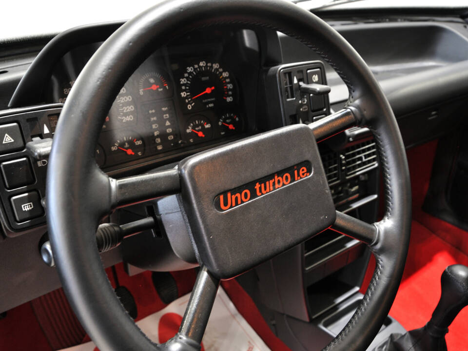 Image 24/57 de FIAT Uno Turbo i.e. (1989)