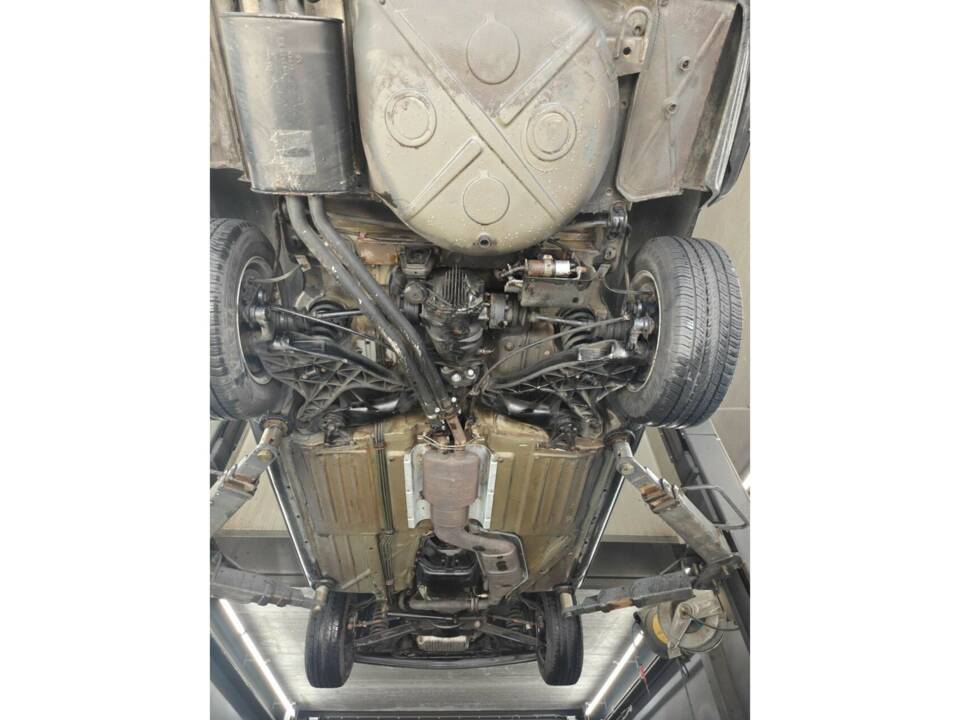 Image 45/50 de Mercedes-Benz 560 SL (1986)