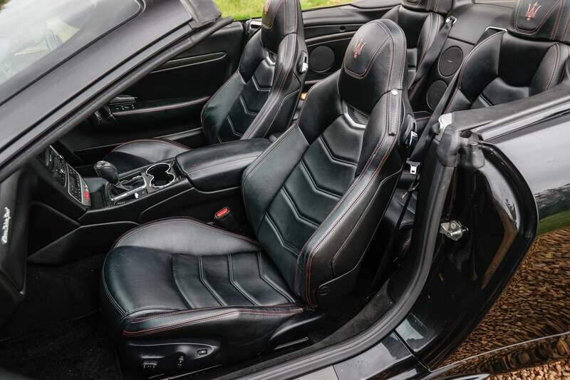 Image 30/35 of Maserati GranCabrio Sport (2014)
