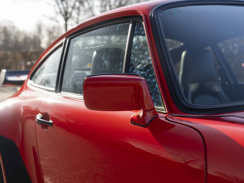 Bild 13/30 von Porsche 911 Turbo 3.3 (1988)