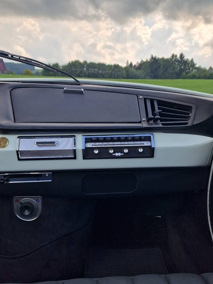 Image 39/153 of Citroën DS 19 Usine (1965)