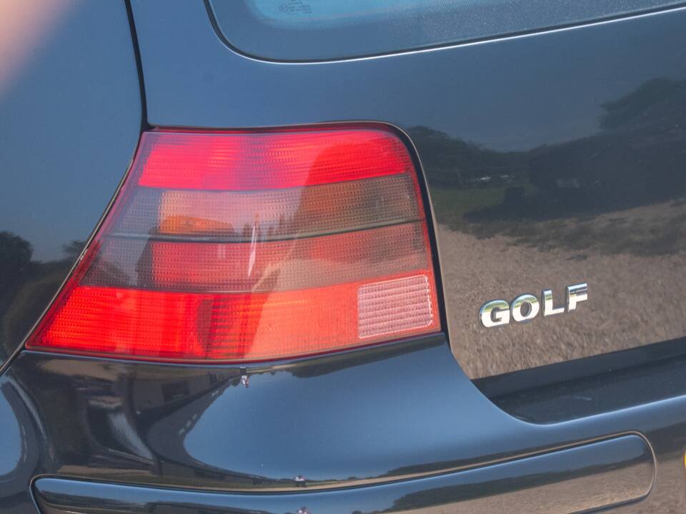 Image 33/50 of Volkswagen Golf IV 1.8T GTI (2002)