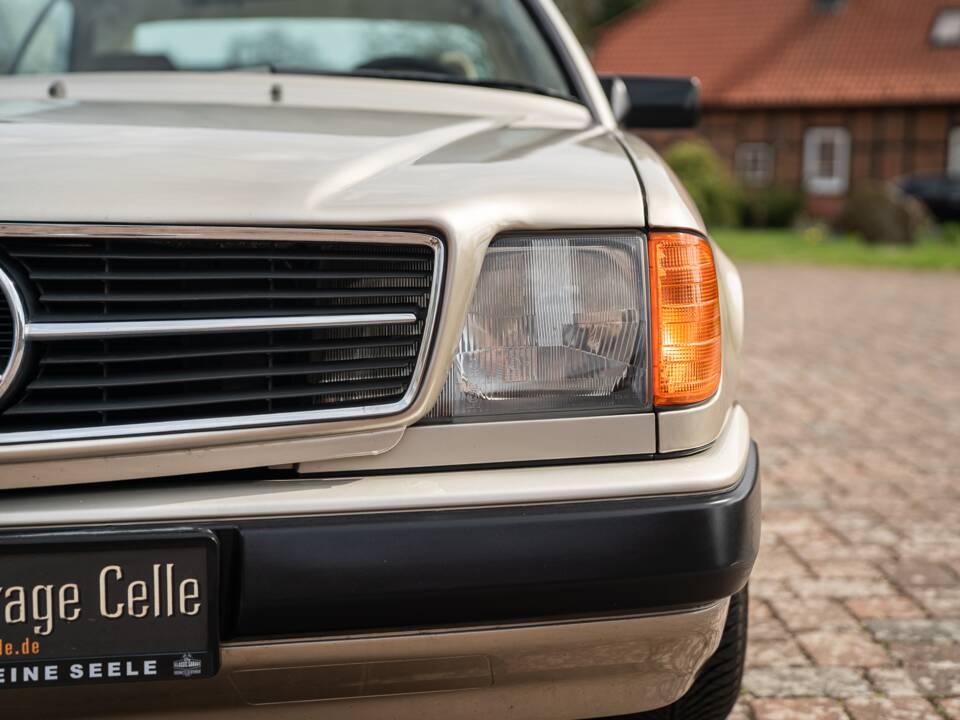 Afbeelding 5/63 van Mercedes-Benz 230 CE (1988)