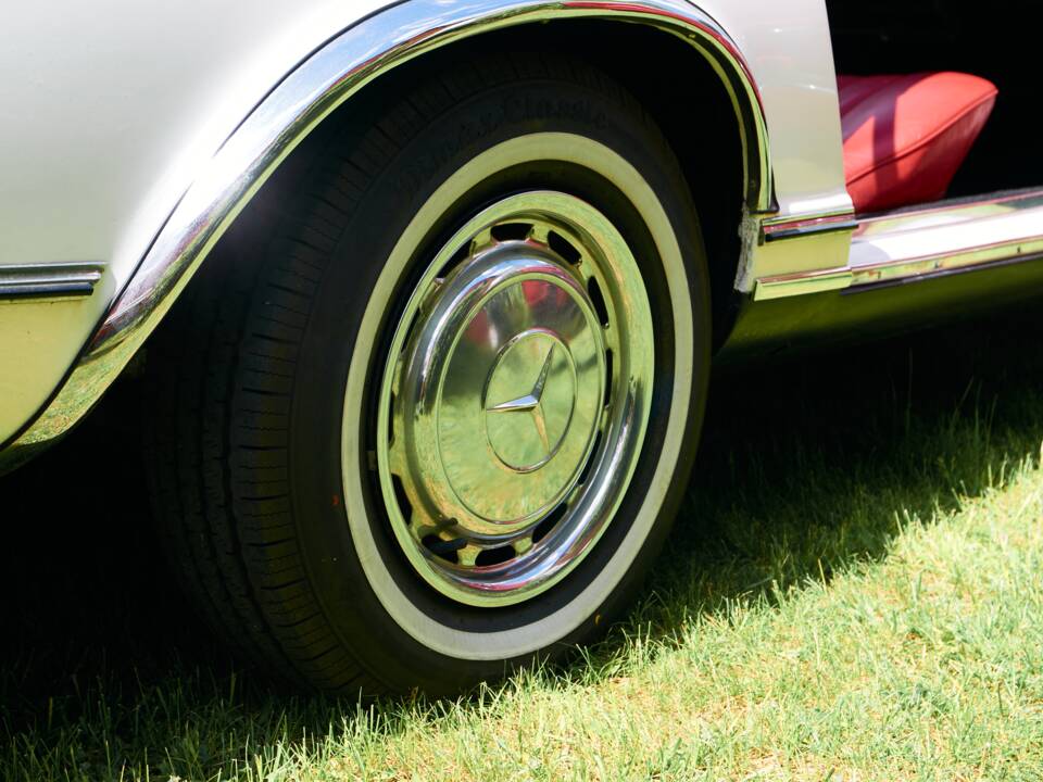 Bild 29/106 von Mercedes-Benz 280 SL (1969)
